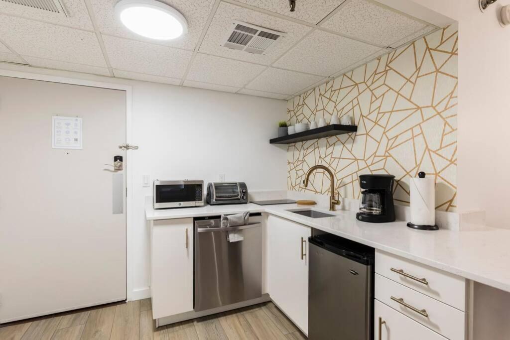 Modern Studio On I-Drive: Parking + Pool Included Orlando Esterno foto